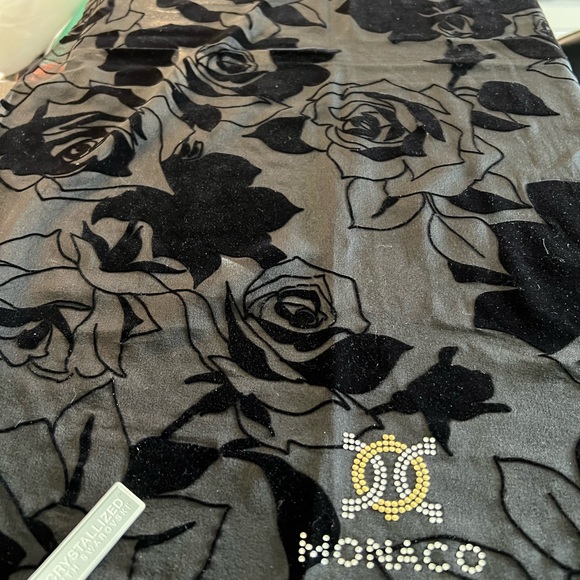 BLACK on BLACK 68” x 20” EMBELLISHED SCARF with SWAROVSKI CRYSTALS. - Picture 4 of 10